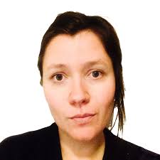 Forestillingen fortoner seg tidvis som en rik pubsamtale, før den skifter  stemning