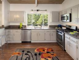Jika anda sedang berencana membuat pintu atau pagar besi untuk rumah dan kesulitan menentukan model dan desainnya, silakan cek galeri desain pagar dan pintu besi minimalis modern dan konvensional yang simomot.com sajikan kali ini. Pagar Rumah Minimalis Modern Archives Rumah Minimalis