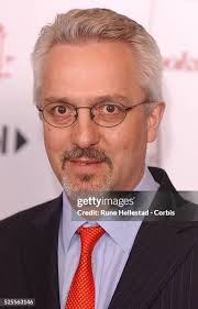 570 Allan Lane Photos & High Res Pictures