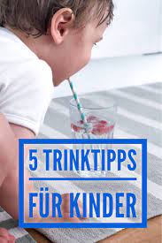 Es Ist Sommer Es Ist Heiss Bei Hohen Temperaturen Uber 30 Grad Kann Der Flussigkeitsbedarf Deutlich Ansteigen Und Da Fragen S Trinken Wasser Fur Babys Kinder