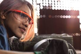 Industry experience is not enough for university lecturers