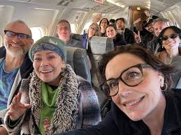 About to take off for the @BigRedBash with my band, and the legendary Suze  DeMarchi and Melinda Carey, sitting behind!!