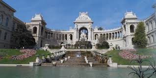 Salto au palais omnisports de marseille. Le Palais Longchamp Marseille Tourisme