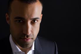 Saül Gómez Soler se pone al frente de la banda sinfónica del CIM La  Armónica de Buñol como director invitado