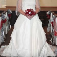Kelly clarkson of american idol fame sang the theme breakaway in the princess diaries 2: Dresses Princess Diaries Cinderella Wedding Dress Size 2 Poshmark