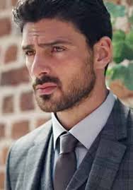 365 dni's leading man, michele morrone set pulses racing again, this time off the coast of his native italy as he strutted in tiny speedos. Michele Morrone S Three Piece Suit From 365 Days On Netflix Is A Total Winner