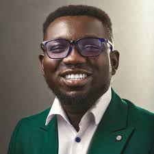 communicationaward #southernillinoisuniversityedwardsville  #appliedcommunicationstudies #grateful #achievement #futureready  #communicationexcellence #communication #academicsuccess…