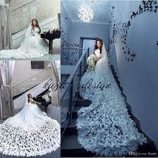 Luxury 3d Floral Butterfly Wedding Dresses 2018 Custom Make Dubai Arabic Plus Size Cathedral Train Sweetheart Garden Outdoor We Vestidos Vestido De Festa Festa