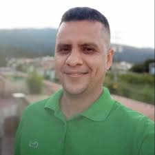 César Heredia Terán, autor en Cotejo.info