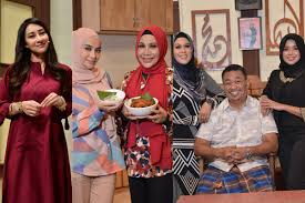 Lorong 2/90 dan bangsawan lela manja filem: 46 Artis Selebriti Meriahkan Rancangan Memasak Rasa Nostalgia Ramadan