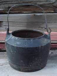 Kettle/scotch bowl/cauldron with original handle. Marietta Pa Old Pennsylvania Cast Iron Kettle Or Pot To Hold Flowers