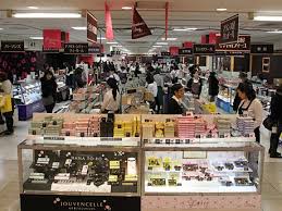 273 590 просмотров 273 тыс. è¿'é‰„ç™¾è²¨åº—é˜¿å€é‡Žåº—ã§ãƒãƒ¬ãƒ³ã‚¿ã‚¤ãƒ³å‚¬äº‹ ãƒãƒ§ã‚³90ãƒ–ãƒ©ãƒ³ãƒ‰é›†çµ ã‚ã¹ã®çµŒæ¸ˆæ–°èž