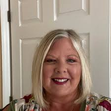 Completing DOWDLE Folk Art 1000 piece puzzle of Noah's Ark