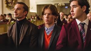 Es una serie thriller y de acción que sigue la historia de alex guzmán, el mismo que ha sido encarcelado en prisión durante 18 años por haber supuestamente matado a su propia hermana sara. Young Royals Lo Nuevo De Netflix Que Combina The Crown Con Elite Y Tiene Todo Para Ser Un Exito Terra Mexico
