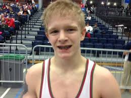 Live updates: Division I sectional wrestling finals