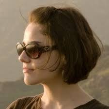 Lisa Hacker's Instagram, Twitter & Facebook