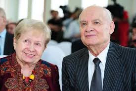 Биография и личная жизнь александры. Aleksandra Pahmutova Biografiya Lichnaya Zhizn Aleksandra Pahmutova Biografiya Informaciya Lichnaya Zhizn Kratkaya Biografiya Pahmutovoj Aleksandry Nikolaevny