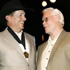 👑 Two Kings. One Name. One Legacy. 👑 George Strait and George Jones.  Country royalty in one photo. One gave us He Stopped Loving Her Today The  other gave us Amarillo by