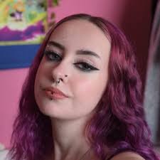 julie bug (@juliebeeboo)