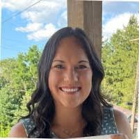 Molly Cope's Instagram, Twitter & Facebook