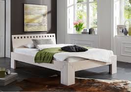 Doppelbett aus massiver kiefer im natürlichen design inklusive rolllattenrost. Bett Stella Buche Massiv Weiss Lasiert Metallfreies Stecksystem