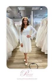 We did not find results for: 190 Inspiration Fur Kurze Brautkleider Ideen In 2021 Brautkleid Kurz Braut Kleider