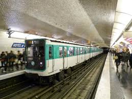 Since then its been growing until 1998, when its last line was. Unterwegs Nach Und In Paris Tipps Zu Anreise Metro Co Iris Ich Reise Immer So
