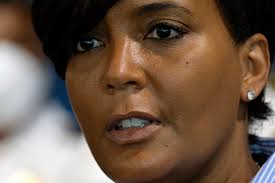 Keisha lance bottoms' decision to not run for reelection comes a month after she had raised over. Atlanta Mayor Keisha Lance Bottoms On Covid 19 Police Brutality The Failures Of Donald Trump And Those Biden V P Rumors Vogue