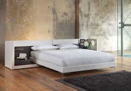 Si consiglia in questo caso di stabilizzare la pila con una colla vinilica. Testata Letto Con Comodini