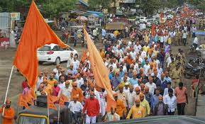 A constitution bench of the supreme court, during the hearing on maratha reservation, on monday issued notices to all the state governmen.read more. Supreme Court Stays Maratha Reservation In Maharashtra