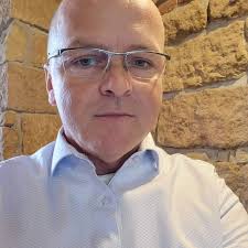 Ahoj,prosím jak nejlépe se dostat ze slunečního pobřeží do Nesebaru?  Autobusem mě to přijde dlouhé (43min) a pěšky to děti neujdou. Nejezdí  nějaký vláček...děkuji