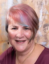 Mary Redler's Instagram, Twitter & Facebook