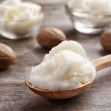 Les Vertus Du Beurre De Karite En 2020 Beurre De Karite Karite Produits De Beaute