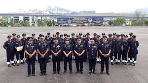 Pada 21 11 2018 0800hrs Perhimpunan Bulanan Bagi Bulan November Telah Diadakan Di Padang Kawad Maktab Di Dalam Majlis Tersebut Juga Telah Disertakan Dengan Acara Pemakaian Pangkat Prp 18 Tahun Ke Atas Anugerah
