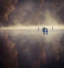 It is located 130 km (81 mi) southwest of genoa, and 7 km (4.3 mi). Mdr Thuringen Dieses Bild Ist Pure Poesie Es Zeigt Eine Zwolfkopfige Schwanenfamilie Bei Einer Morgendlichen Runde Fotografiert Hat Es Thomas Oeckel Aus Themar Es War Eines Der Meistgemochten Bilder Auf Dem