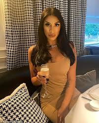Maybe you would like to learn more about one of these? Mafs Star Tamara Joy Travels To London From Australia Amid The Coronavirus Pandemic Daily Mail Online