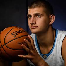 Has anyone who saw Mike play ever in their life see Mike or Kobe do any of  these things in their life court? They were serious players masters of  their craft who