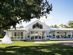 Newly decorated with a hampton's beach vibe! 5 Phenomenal Hamptons Style Homes In Australia
