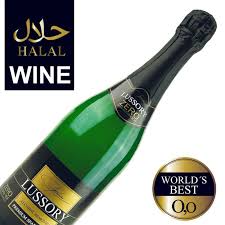 Lussory Premium Non Alcoholic Sparkling Halal Wine Layoga Findbliss Alcohol Free Wine Juice Bar Design Juice Bar Interior