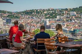 Am wochenende waren mehrere partys aufgelöst worden. Corona Verordnung Von Baden Wurttemberg Ab Sofort Wieder Treffen Von Zehn Personen In Der Offentlichkeit Erlaubt Baden Wurttemberg Stuttgarter Zeitung