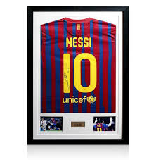 Print van ronaldo vs messi tekening davidezezzaarts € 22,90. 10 Ideeen Over Lionel Messi Lionel Messi Messi Voetballers