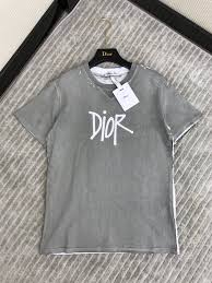 Ainda não temos dados sobre jez dior, se você conhece alguma coisa, colabore com nossa comunidade eviando as informações agora mesmo! Dior Tee Shirts 2020 Camisetas Masculinas Roupas Pintadas Camisetas
