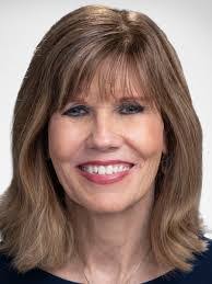 Barbara Barr's Instagram, Twitter & Facebook