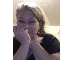 Lisa Woodall's Instagram, Twitter & Facebook