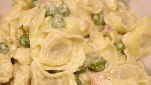 I tortellini panna, prosciutto e piselli, infatti, vengono apprezzati sia dai grandi che dai bambini e sono per questo una soluzione perfetta per tantissime occasioni, che siano. Tortellini Panna Piselli E Pancetta Buonissimi Youtube