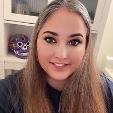 Tammy Ruff's Instagram, Twitter & Facebook