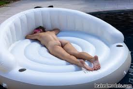 chloemaefree  petitechloe_mae Photo Nude Leaks OnlyFans 39 - Modèles  Leakées