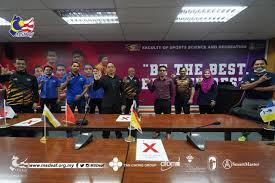 Ok.terima kasih kepada persatuan orang pekak malaysia , harap faham! Terima Kasih Persatuan Sukan Orang Pekak Malaysia Atas Lawatan Ke Fsr