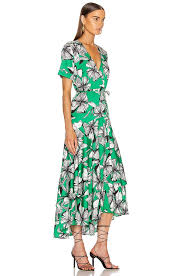 Alexis Deanna Dress Emerald Floral The Urge Us In 2020 Dresses Alexis Dress Fashion