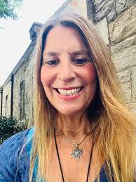 𝗖𝗮𝘁𝘀 𝗮𝗿𝗲 𝗲𝘅𝗰𝗲𝗹𝗹𝗲𝗻𝘁 𝘆𝗼𝗴𝗮 𝗺𝗮𝘀𝘁𝗲𝗿𝘀 They practice  this ancient exercise